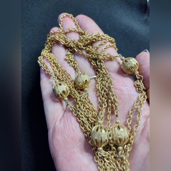 Gold Chain Necklace with Beaded Accents - Picture 6 of 9